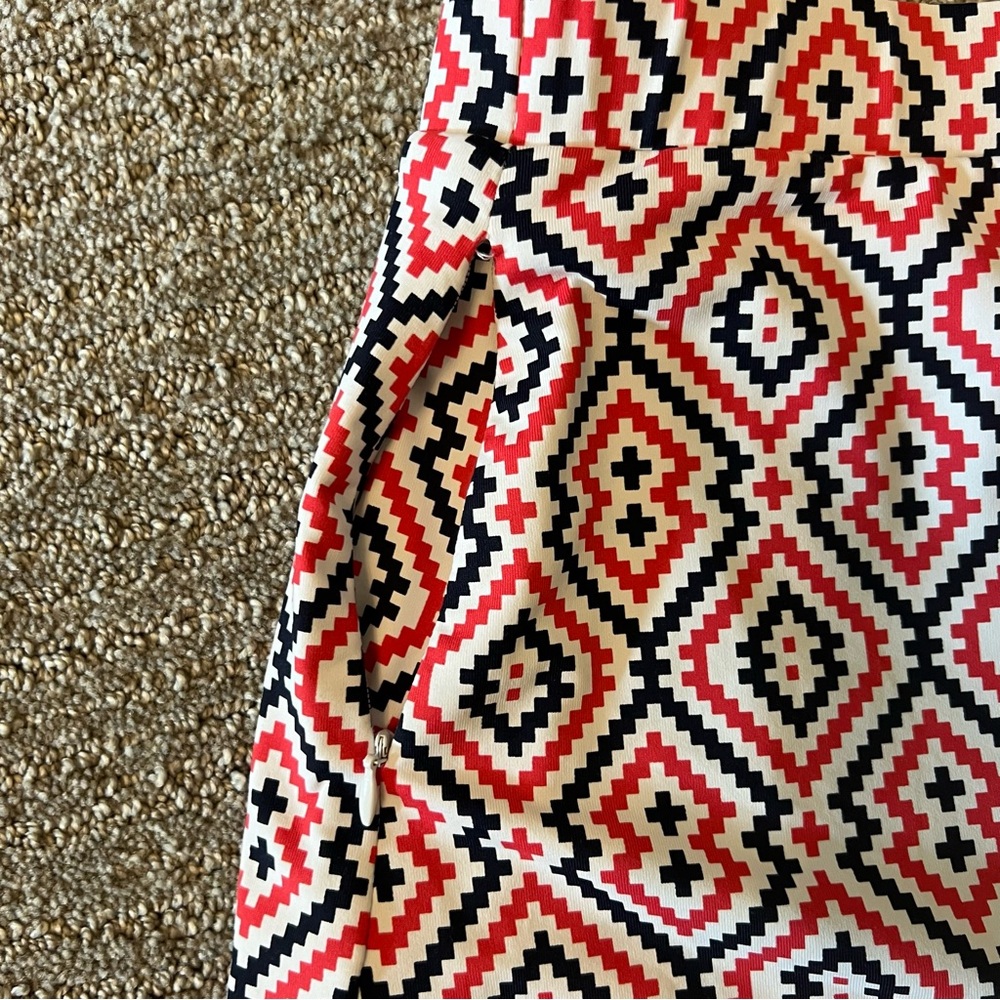 J. McLaughlin Red and Black Tennis Gold Skort XS - Picture 5 of 8